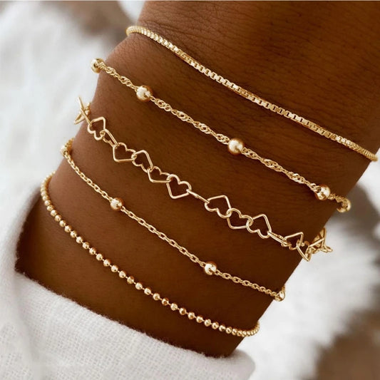 5-Piece Heart Chain Bracelet Set – Gold & Silver Stackable