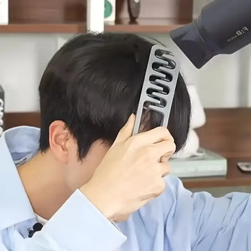 Wide-Tooth Volumizing Styling Comb – Texture &amp; Bangs Coverage
