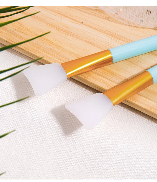 Silicone Face Mask Applicator Brush – Soft-Head Precision Tool