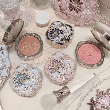 Caja de regalo de maquillaje Flower Knows Little Angel – Look radiante todo en uno