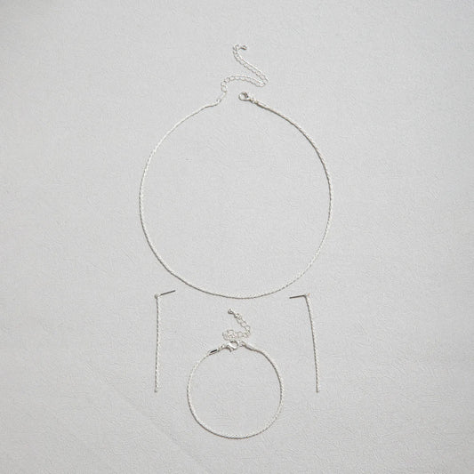 Silver-Plated Collarbone Chain Necklace & Bracelet Set – Layered Style