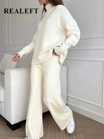 Knitted Turtleneck &amp; Jogging Pants Set – Cosy Winter Comfort